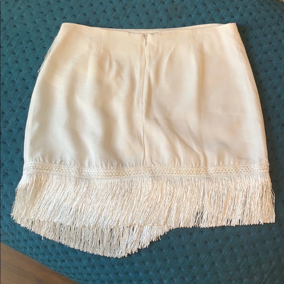 White tassel Mustard Seed mini skirt - Picture 2 of 5
